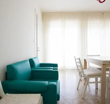 Апартаменты Big And Luminous Flat In Лидо-ди-Езоло