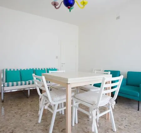 Big And Luminous Flat In * Лидо-ди-Езоло