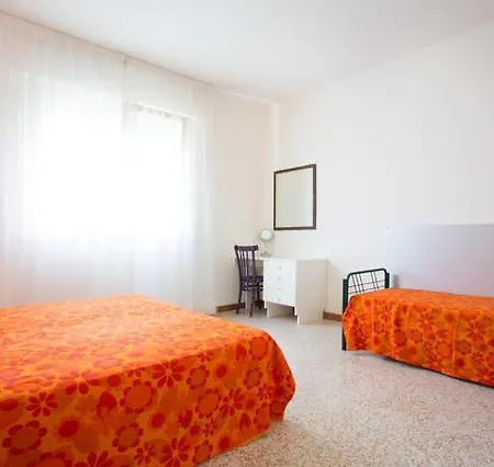 Big And Luminous Flat In Апартаменты Лидо-ди-Езоло