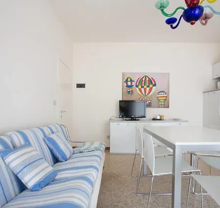 Big And Luminous Flat In Апартаменты Лидо-ди-Езоло